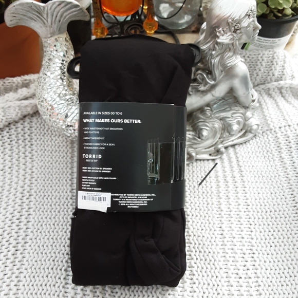 Torrid leggings - Picture 7 of 8